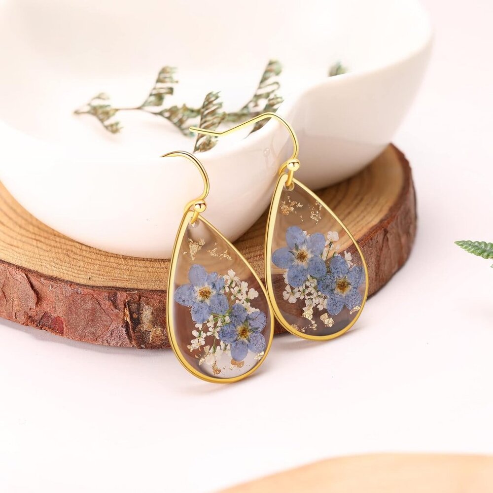 Women's Blue Forget-Me-Not and Queen Anne's Lace Pressed Wildflower Earrings - Picture 2 of 9